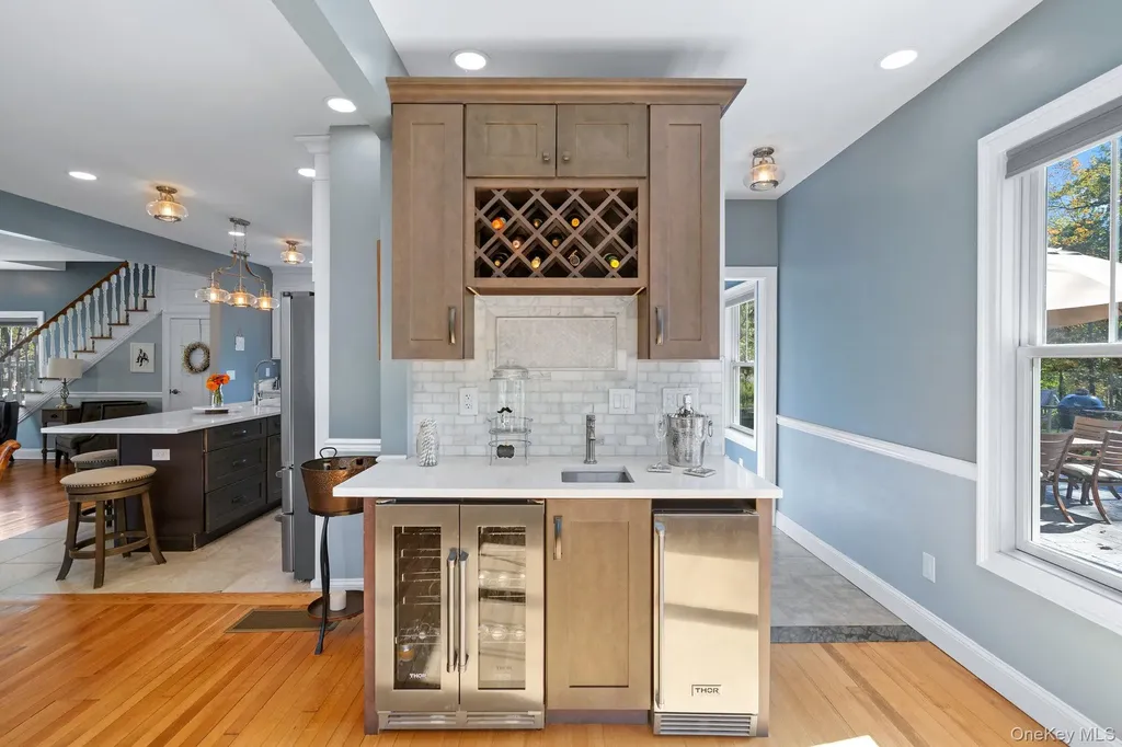 42 Colonial Avenue Warwick NY 10990
