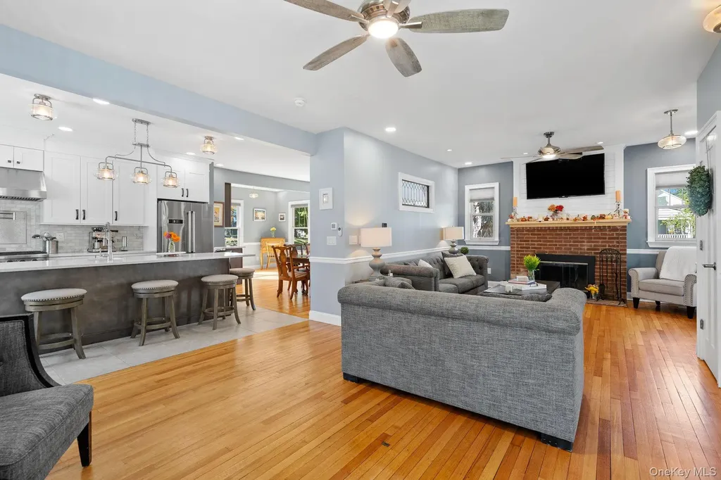 42 Colonial Avenue Warwick NY 10990