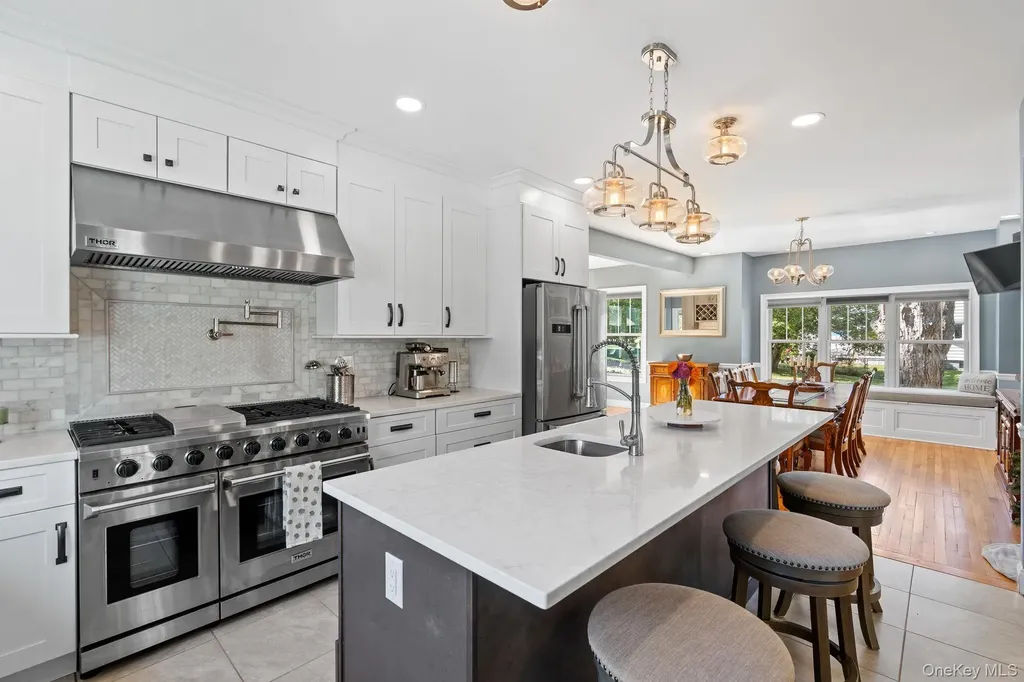 42 Colonial Avenue Warwick NY 10990