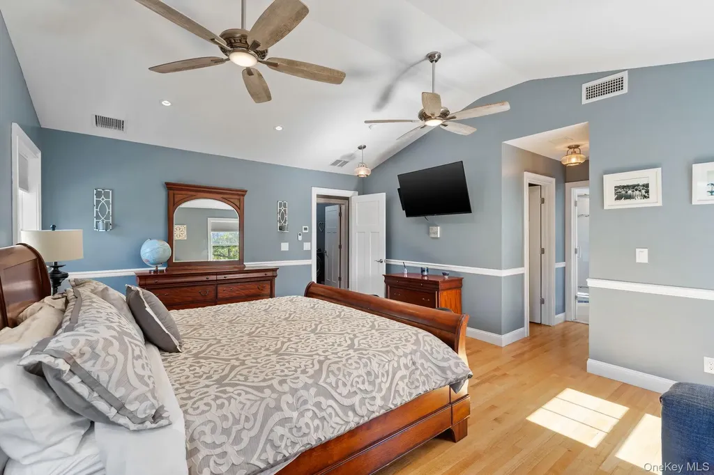 42 Colonial Avenue Warwick NY 10990
