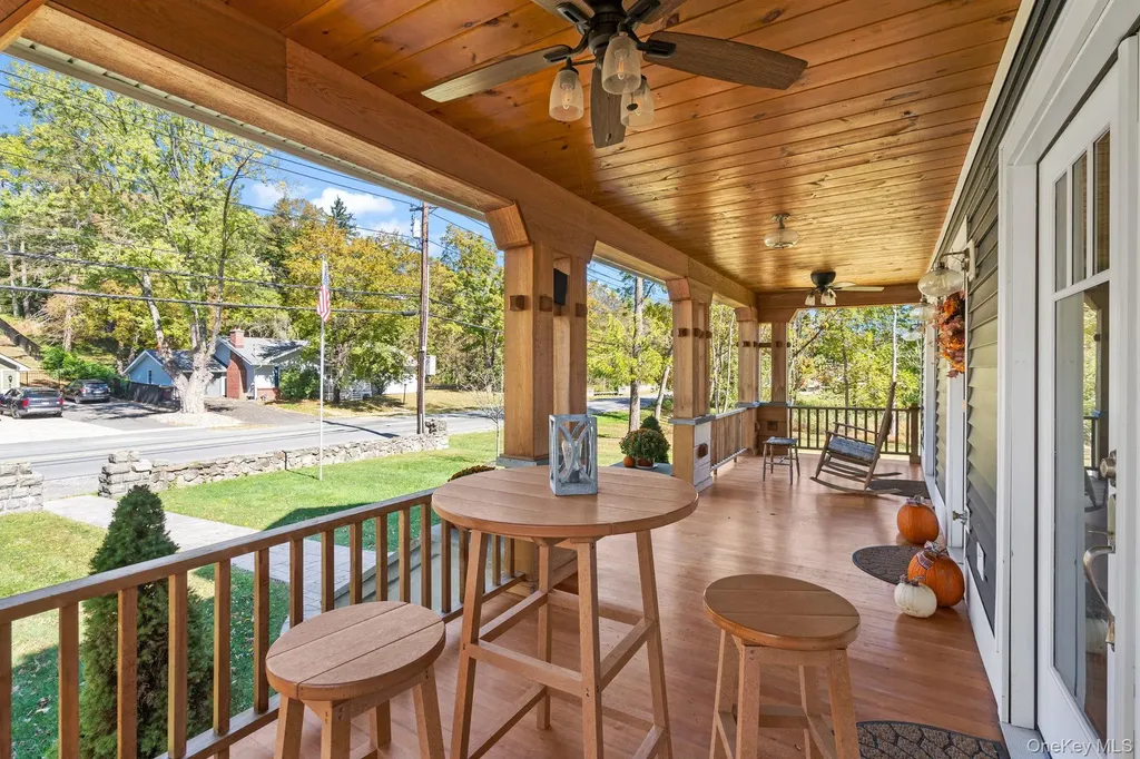 42 Colonial Avenue Warwick NY 10990