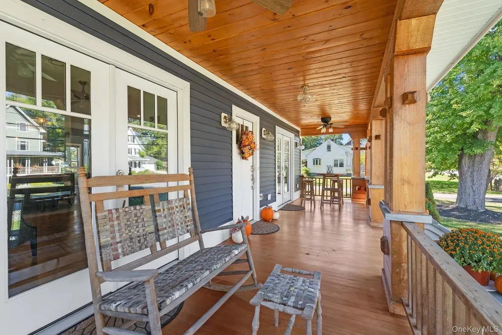 42 Colonial Avenue Warwick NY 10990