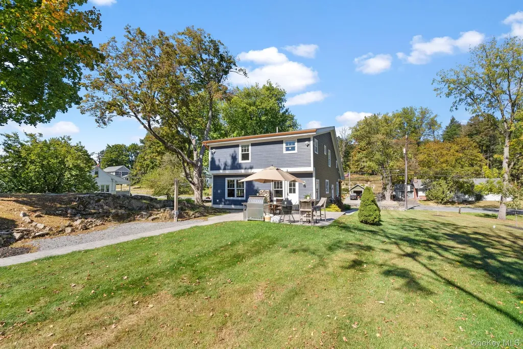 42 Colonial Avenue Warwick NY 10990