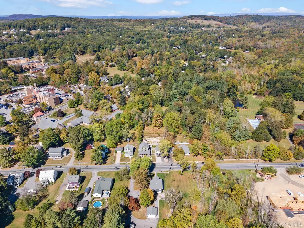 42 Colonial Avenue Warwick NY 10990