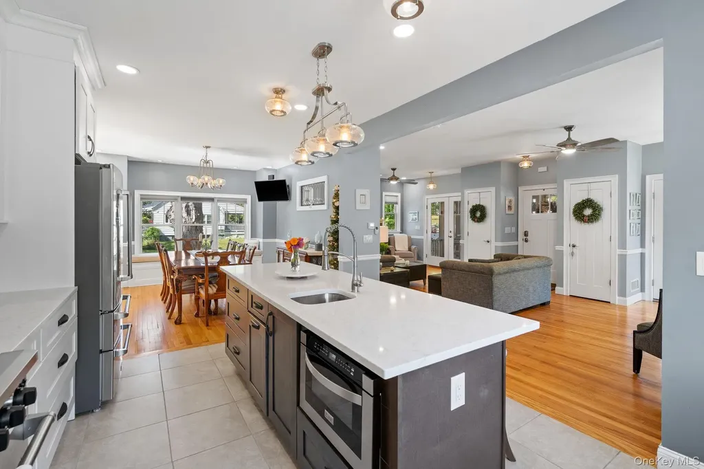 42 Colonial Avenue Warwick NY 10990