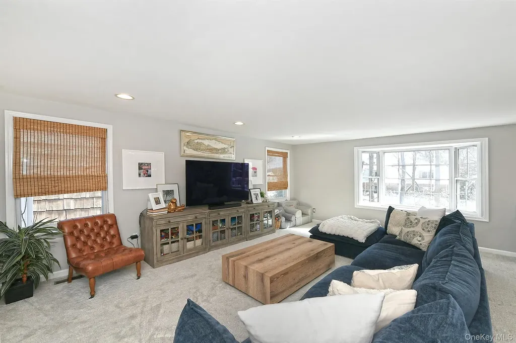 11 Westfield Drive Centerport NY 11721