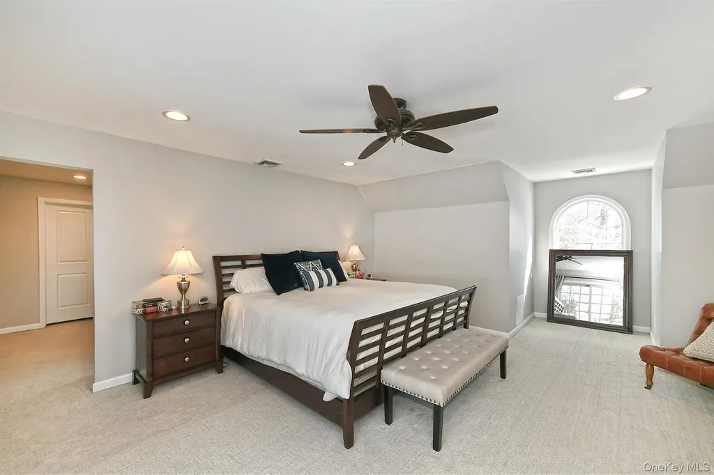 11 Westfield Drive Centerport NY 11721