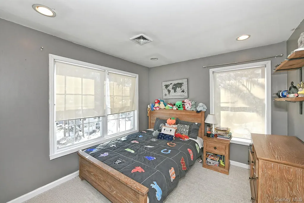 11 Westfield Drive Centerport NY 11721