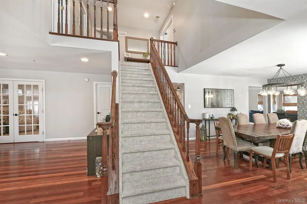 11 Westfield Drive Centerport NY 11721