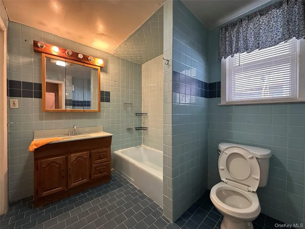 164 Highland Street Port Chester NY 10573