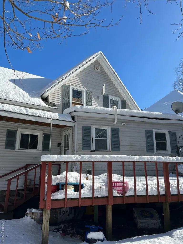 165 Lake George Call Listing Agent NY 12883