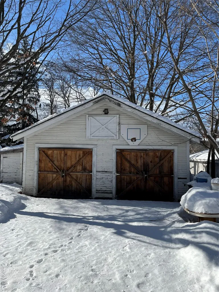 165 Lake George Call Listing Agent NY 12883