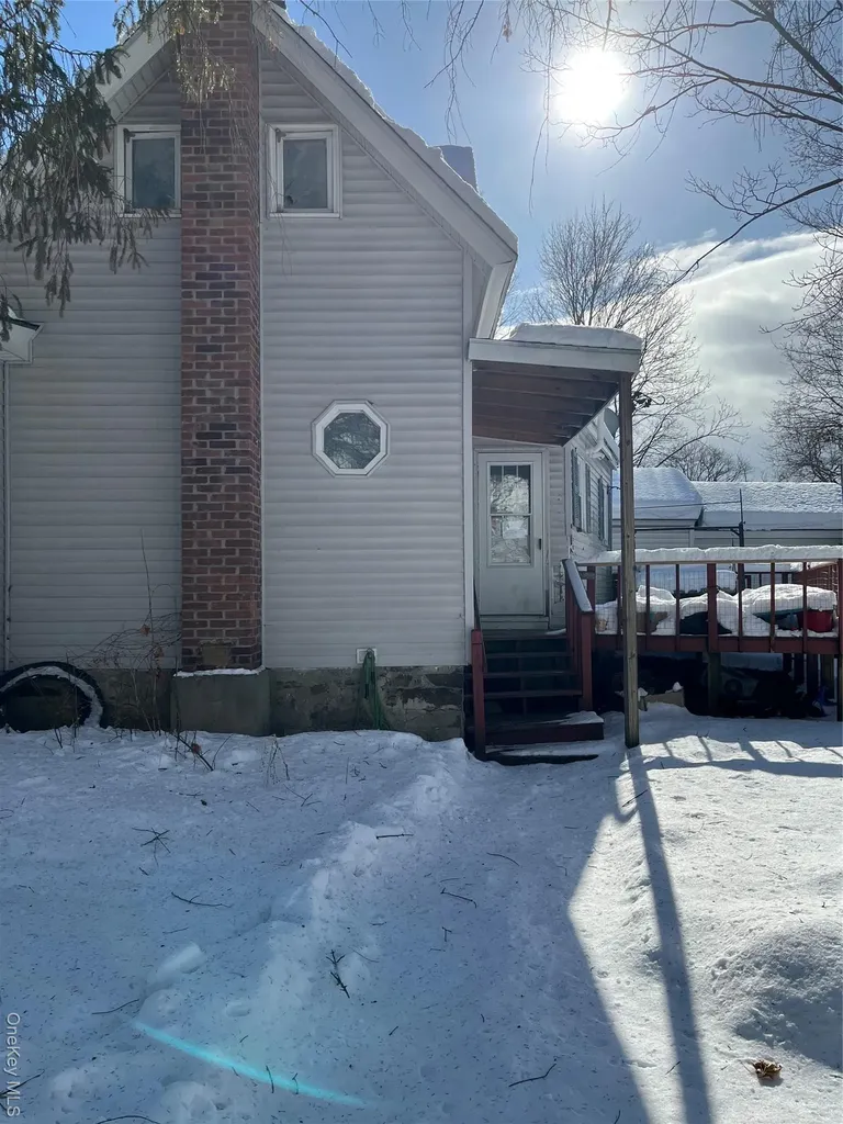 165 Lake George Call Listing Agent NY 12883