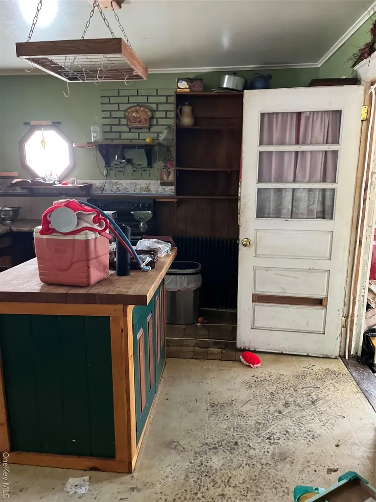 165 Lake George Call Listing Agent NY 12883