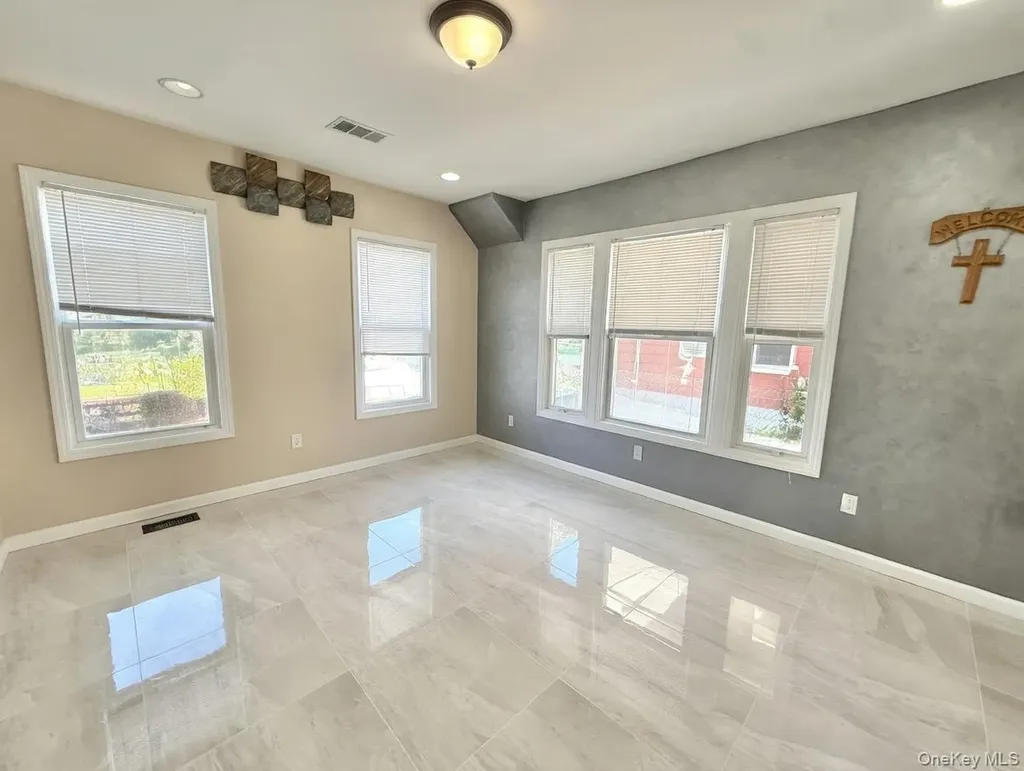 7 Bernhard Street Hempstead NY 11550
