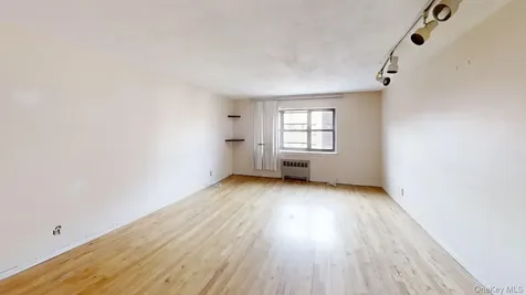 30 Fleetwood Avenue Fleetwood NY 10552