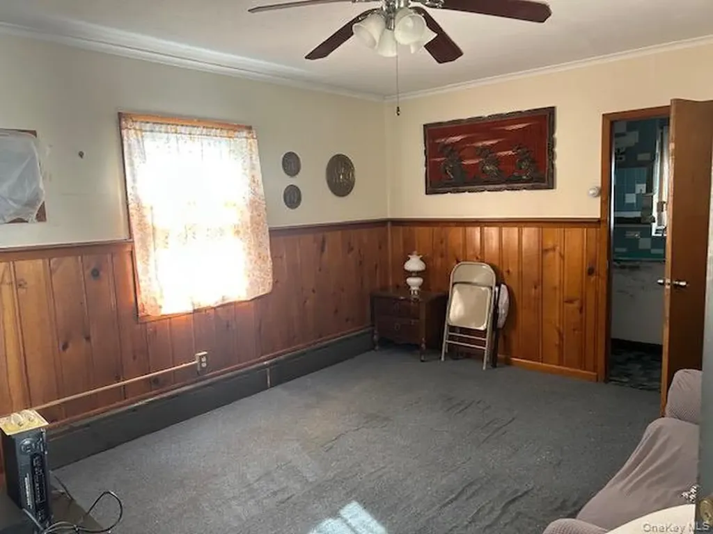 389 Hamilton Avenue Hewlett NY 11557