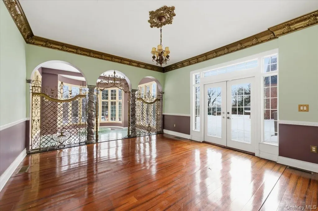 8 Eastway Bronxville NY 10708