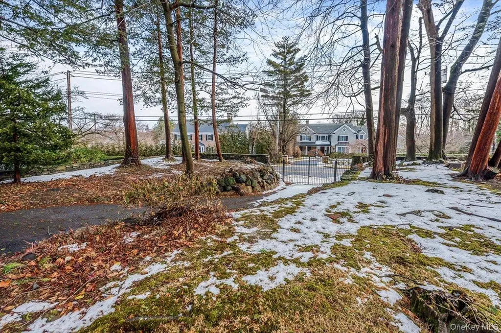 8 Eastway Bronxville NY 10708