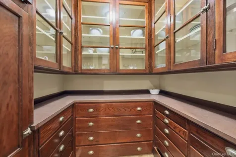 8 Eastway Bronxville NY 10708