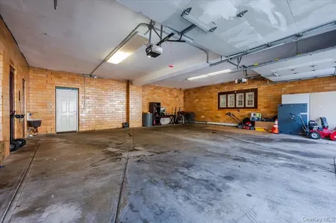 8 Eastway Bronxville NY 10708