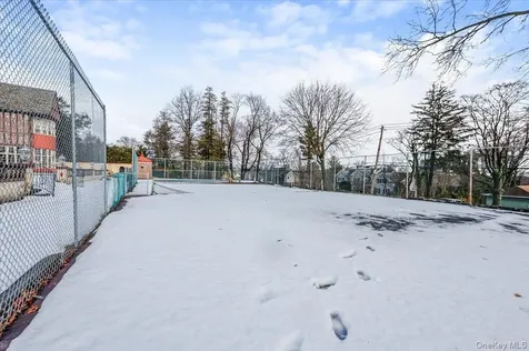 8 Eastway Bronxville NY 10708