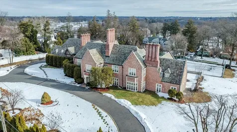 8 Eastway Bronxville NY 10708