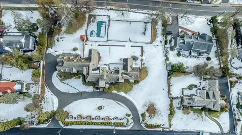 8 Eastway Bronxville NY 10708