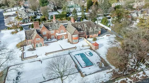 8 Eastway Bronxville NY 10708