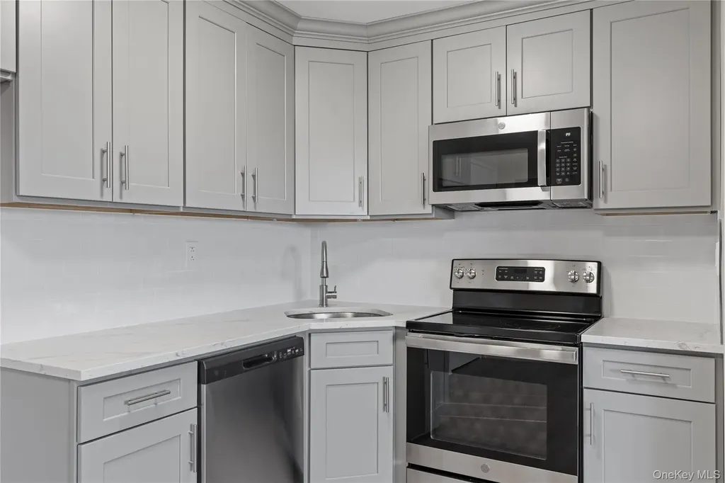 135 Wakefield Avenue Yonkers NY 10704
