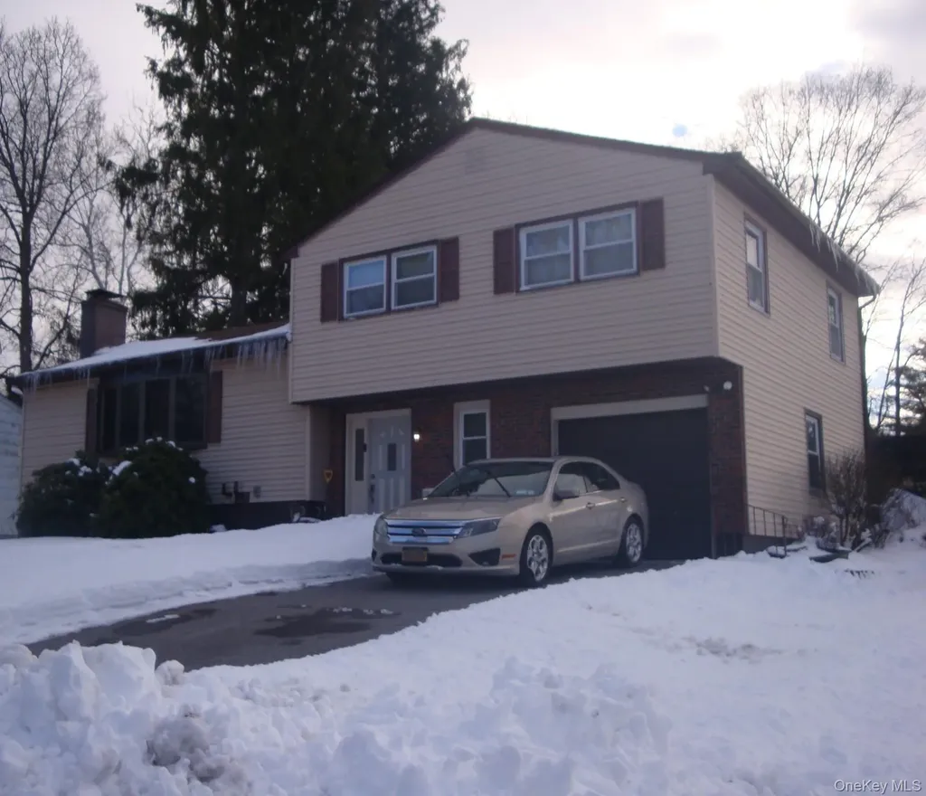76 Helen Drive Wappingers Falls NY 12590