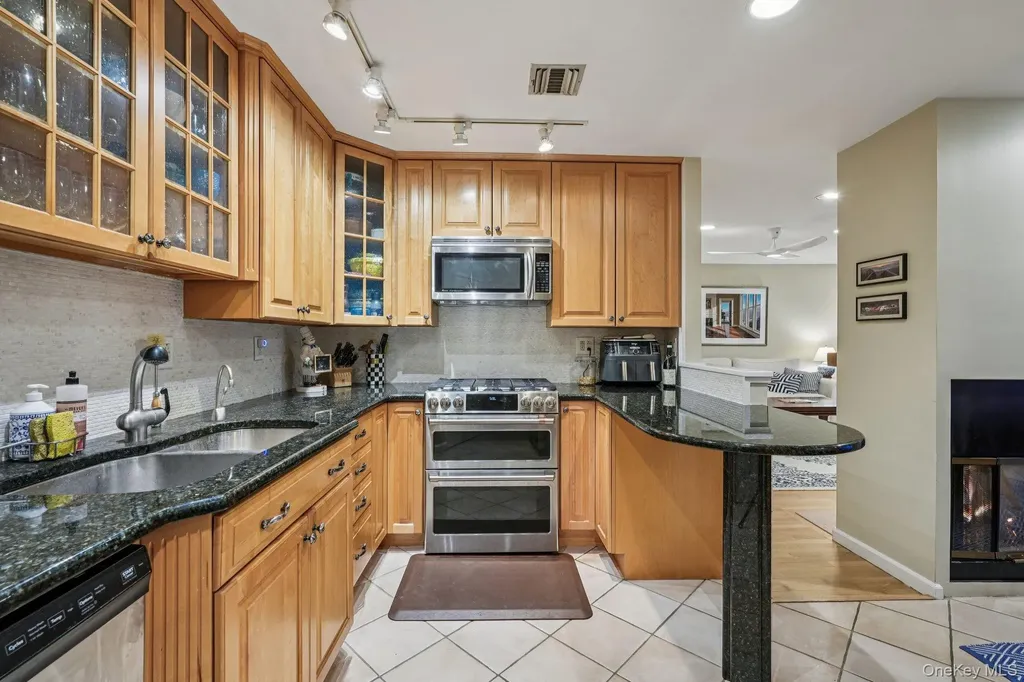 2 Burd Street Nyack NY 10960