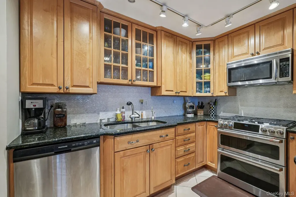 2 Burd Street Nyack NY 10960