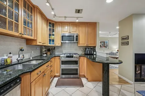 2 Burd Street Nyack NY 10960
