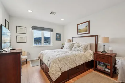 2 Burd Street Nyack NY 10960