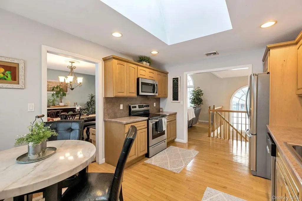 1295 Wilson Place West Islip NY 11795