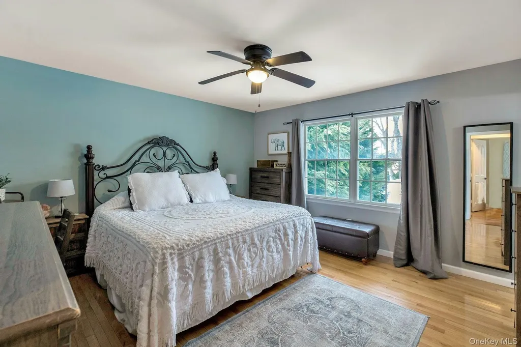 1295 Wilson Place West Islip NY 11795