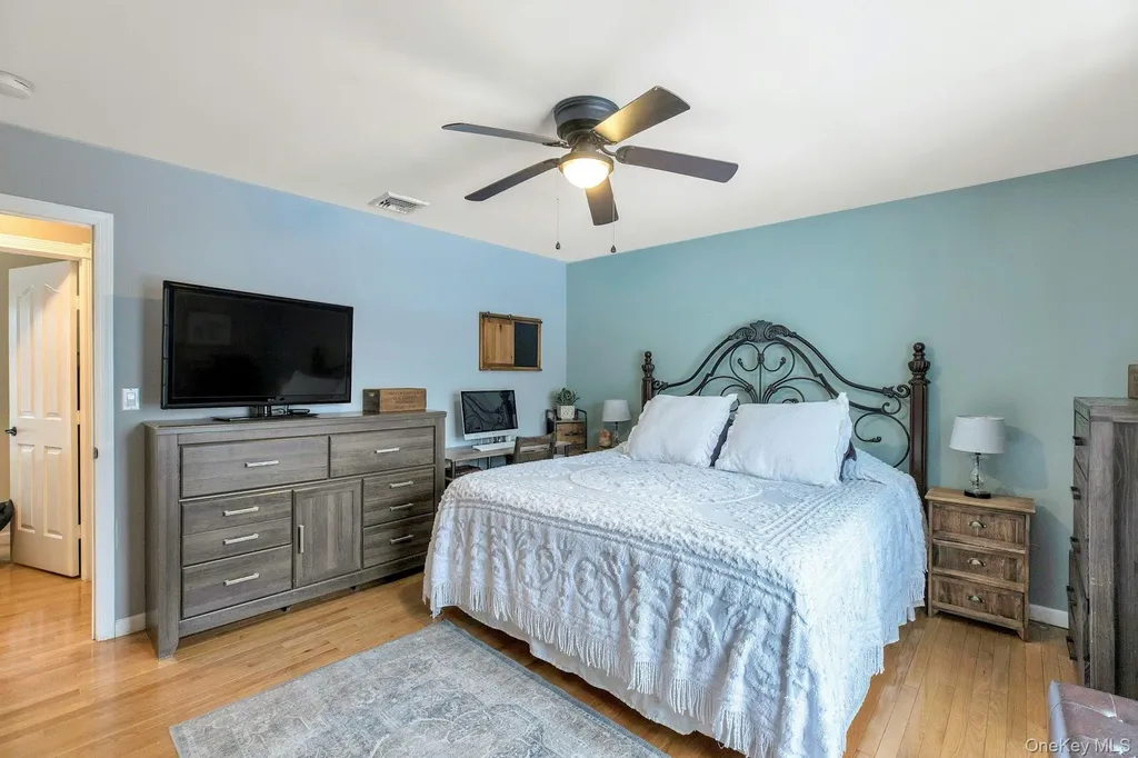 1295 Wilson Place West Islip NY 11795