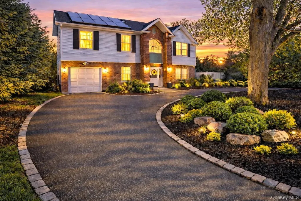 1295 Wilson Place West Islip NY 11795