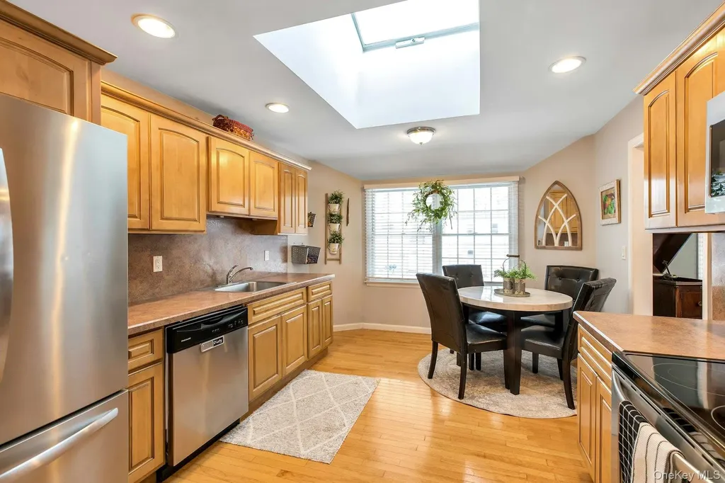1295 Wilson Place West Islip NY 11795