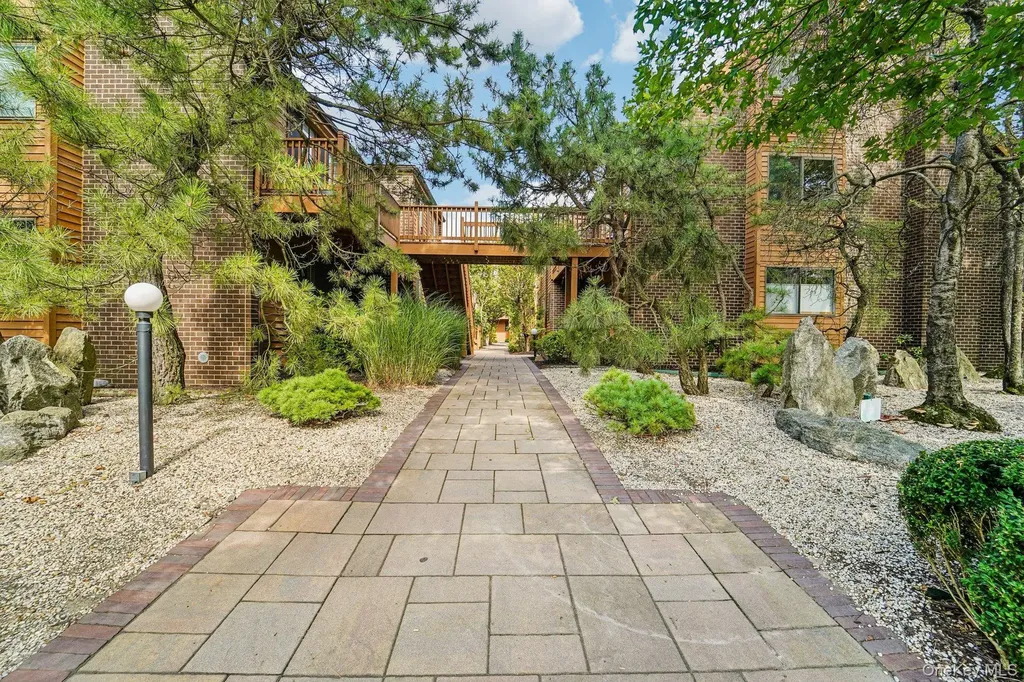 15 Greenridge Avenue White Plains NY 10605