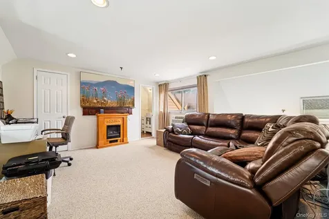 15 Greenridge Avenue White Plains NY 10605
