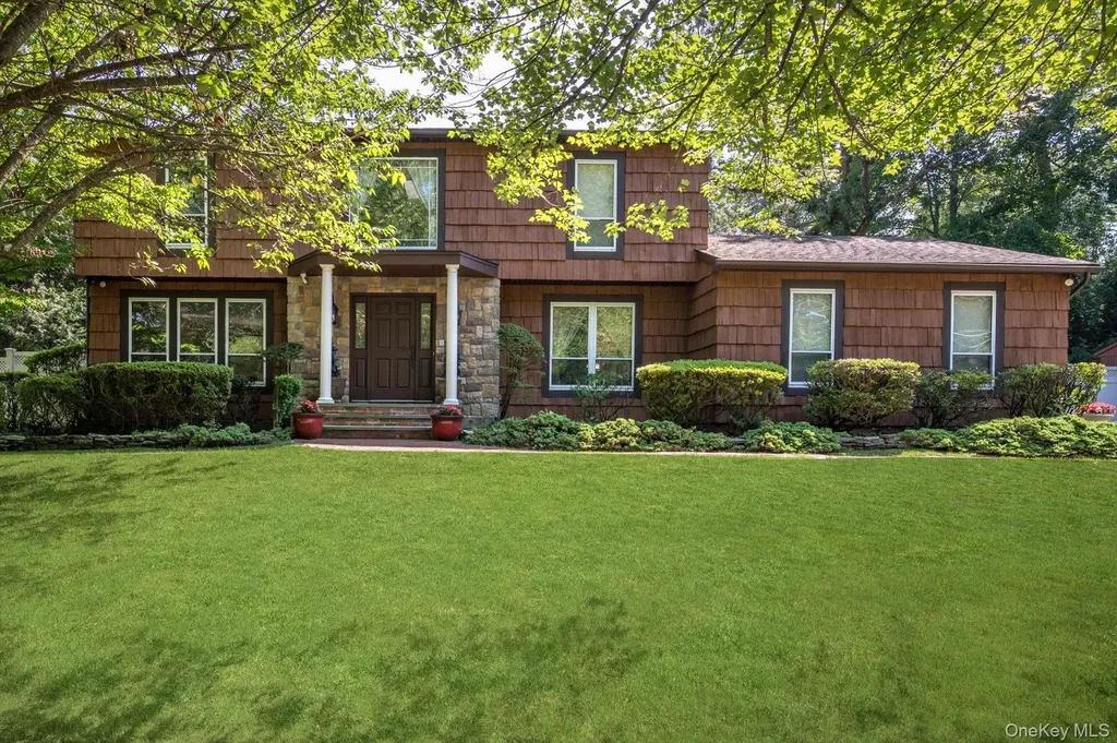 219 Burrs Lane Dix Hills NY 11746