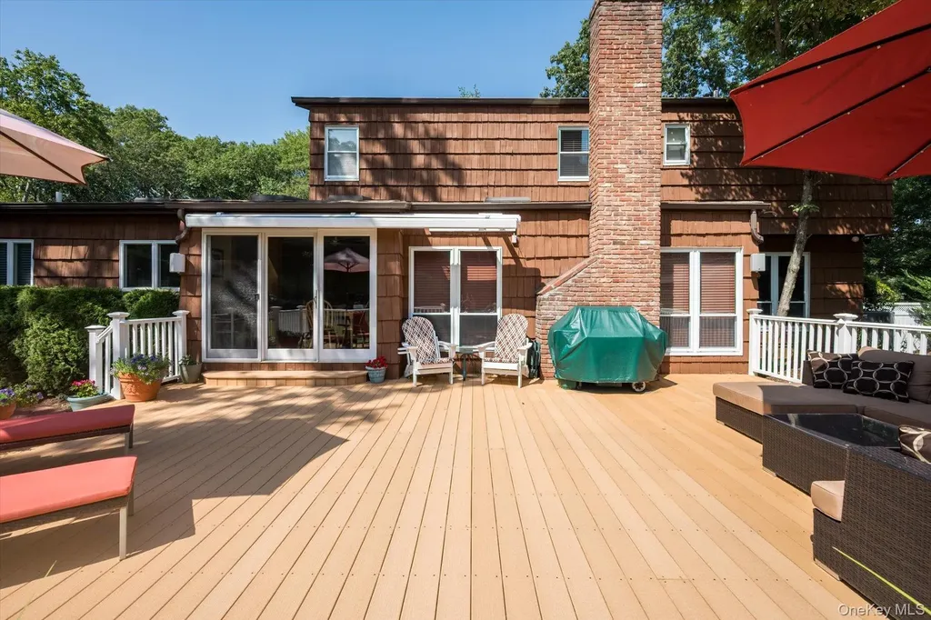 219 Burrs Lane Dix Hills NY 11746