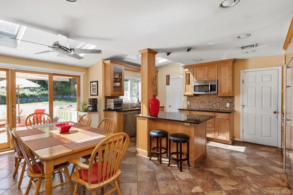219 Burrs Lane Dix Hills NY 11746