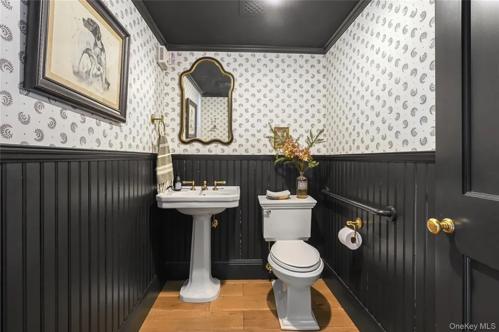 259 Westchester Avenue Pound Ridge NY 10576