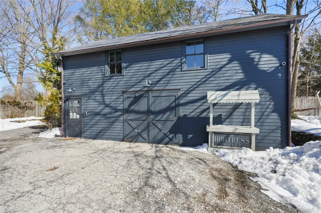 259 Westchester Avenue Pound Ridge NY 10576
