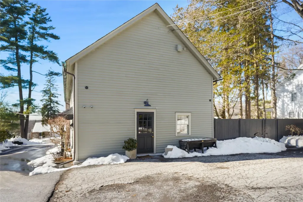 259 Westchester Avenue Pound Ridge NY 10576