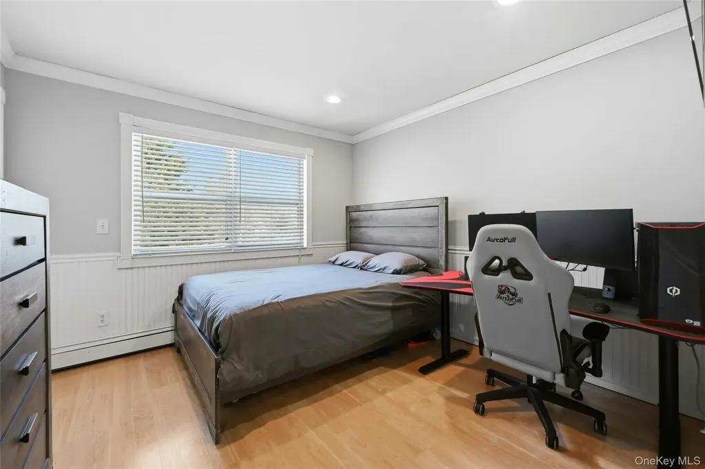 7 Harwood Way Coram NY 11727
