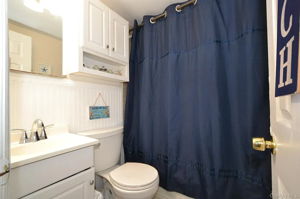 1362 Ackerson Boulevard Bay Shore NY 11706